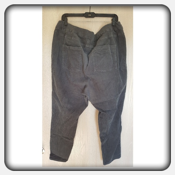 Woman's Gray Courdaroy Skinny Jeans Size 24W - Picture 3 of 3